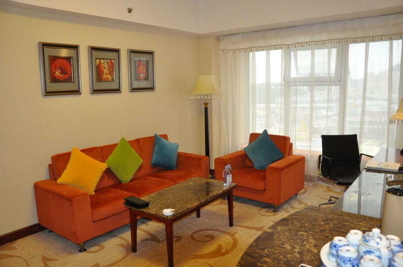 Kerren Hotel דאליין מראה חיצוני תמונה